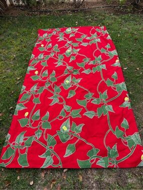 Marimekko Irmeli Red Green Leaves Tablecloth Fabric Cotton 50x 90 HTF GUC